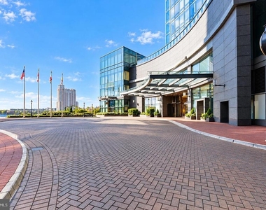 300 International Drive - Photo Thumbnail 70