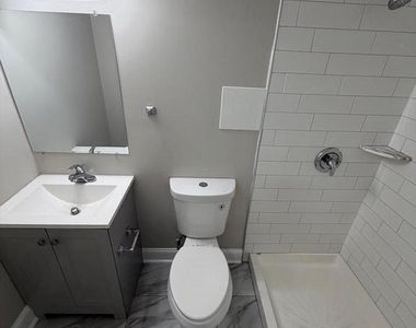 2624 Ashland Avenue - Photo Thumbnail 18