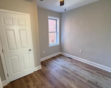 2624 Ashland Avenue - Photo Thumbnail 12
