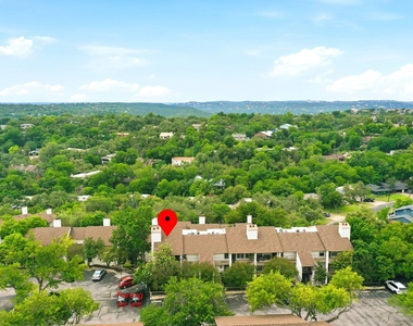 6910 Hart Ln - Photo Thumbnail 30