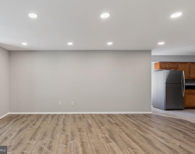 2901 Fallstaff Road - Photo Thumbnail 31