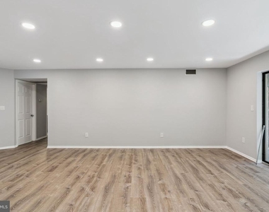 2901 Fallstaff Road - Photo Thumbnail 33