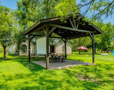123 Crossroads Dr - Photo Thumbnail 21
