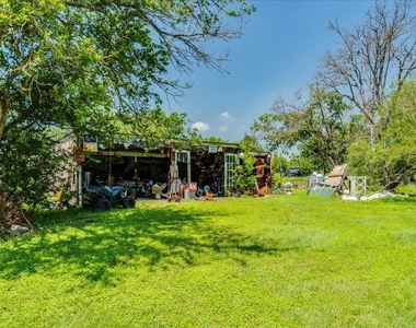 123 Crossroads Dr - Photo Thumbnail 22