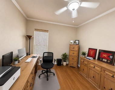 134 Clearwater Ct - Photo Thumbnail 7