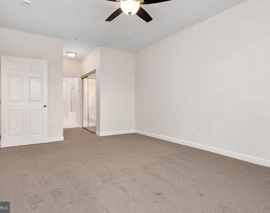 2703 Oak Leaf Court - Photo Thumbnail 17
