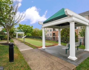 2703 Oak Leaf Court - Photo Thumbnail 51