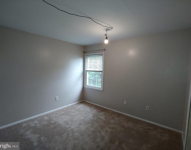 1910 Harcourt Avenue - Photo Thumbnail 17