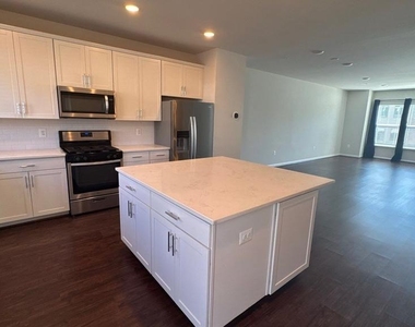 309 Ibis Court - Photo Thumbnail 8