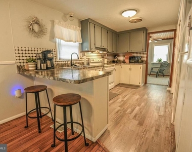 1522 Sappington Drive - Photo Thumbnail 9