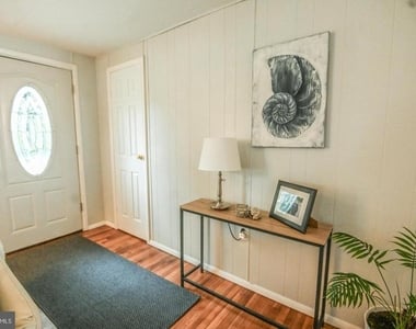 1522 Sappington Drive - Photo Thumbnail 17