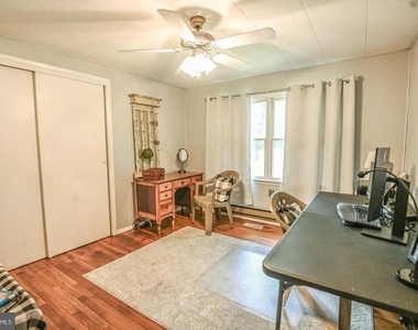 1522 Sappington Drive - Photo Thumbnail 24