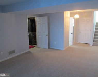 7959 River Rock Way - Photo Thumbnail 32