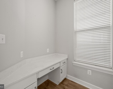 1523 Burnell Drive - Photo Thumbnail 23