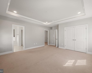 1523 Burnell Drive - Photo Thumbnail 34