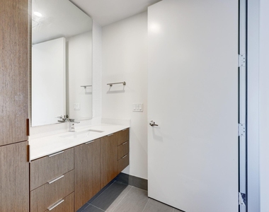 301 West Ave - Photo Thumbnail 23