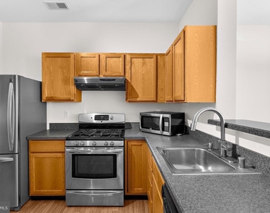 8738 Bright Meadow Court - Photo Thumbnail 14