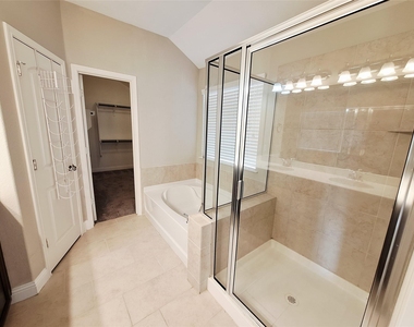 3304 De Torres Cir - Photo Thumbnail 18