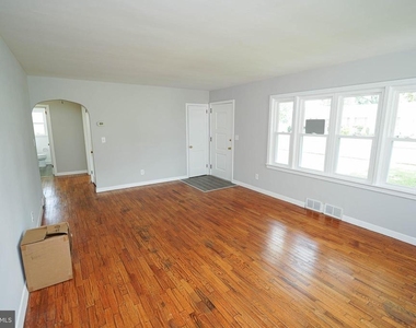 737 Magnolia Drive - Photo Thumbnail 10