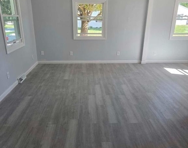 49 Lea Road - Photo Thumbnail 15