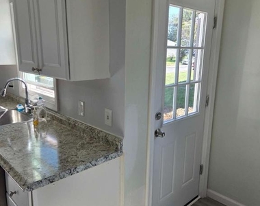 49 Lea Road - Photo Thumbnail 9
