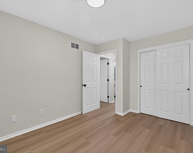 4800 Plum Run Court - Photo Thumbnail 25