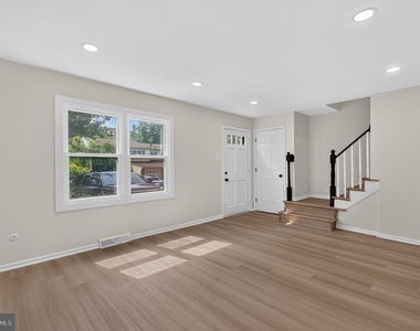 4800 Plum Run Court - Photo Thumbnail 5