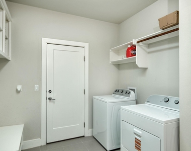 15500 Enid Dr - Photo Thumbnail 11