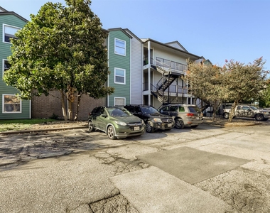 12166 Metric Blvd - Photo Thumbnail 8