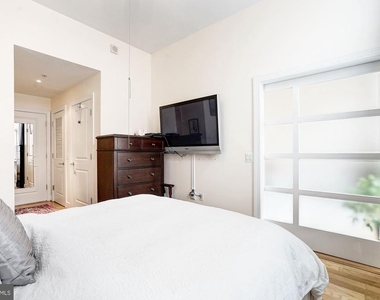 2425 L Street Nw - Photo Thumbnail 12