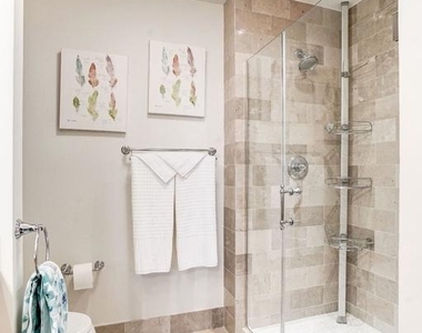 2425 L Street Nw - Photo Thumbnail 15