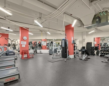 2425 L Street Nw - Photo Thumbnail 22