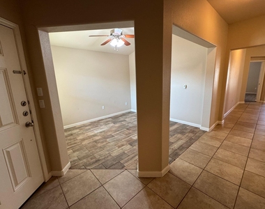 424 Langely - Photo Thumbnail 7
