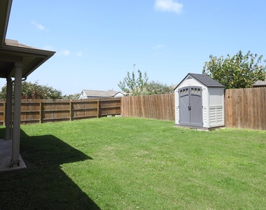 424 Langely - Photo Thumbnail 16
