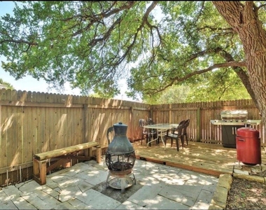 1201 Heritage Hill Cv - Photo Thumbnail 17