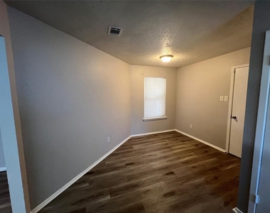 13187 Mill Stone Dr - Photo Thumbnail 14