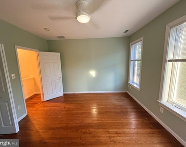 757 Girard Street Nw - Photo Thumbnail 20