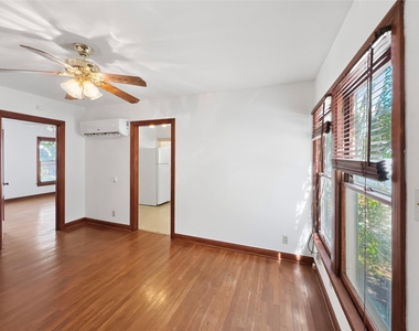 1402 Hillside Ave - Photo Thumbnail 1