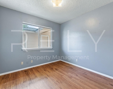 409 E Janis Dr - Photo Thumbnail 20