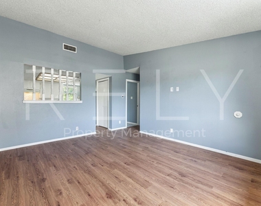409 E Janis Dr - Photo Thumbnail 5