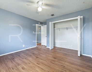 409 E Janis Dr - Photo Thumbnail 16