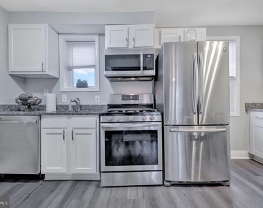 212 54th Street Se - Photo Thumbnail 12