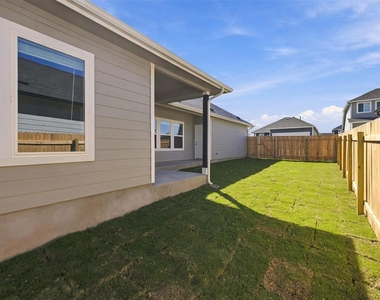 204 Ashby Dr - Photo Thumbnail 26