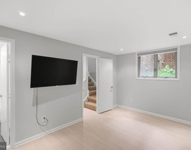 1625 Q Street Nw - Photo Thumbnail 21