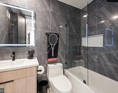 2305 Nicholson Street Se - Photo Thumbnail 18