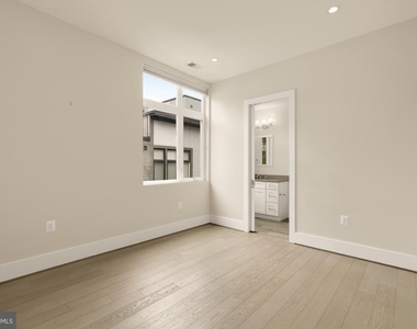 3915 Fulton Street Nw - Photo Thumbnail 28
