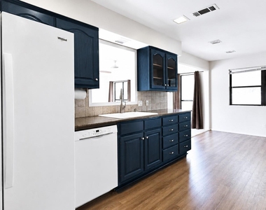 843 Sunfish St - Photo Thumbnail 11