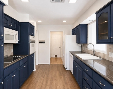 843 Sunfish St - Photo Thumbnail 8