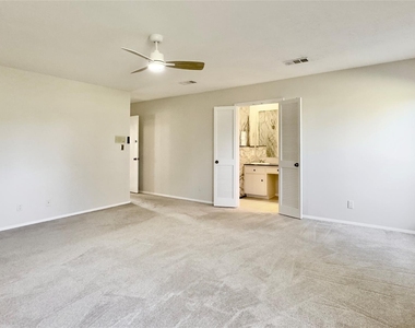 843 Sunfish St - Photo Thumbnail 16