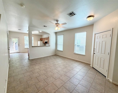 2406 Allred Dr - Photo Thumbnail 4